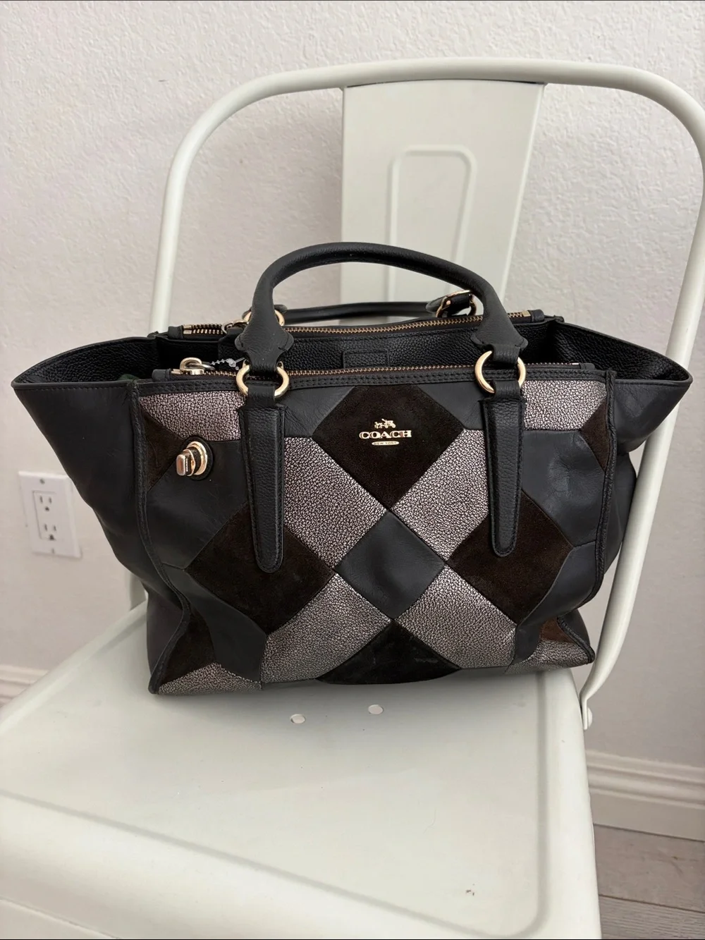 Coach patchwork Crosby Carryall bag missing hang tag clean black gold grey metal